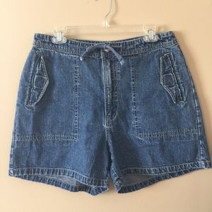 Vintage Bill Blass women’s denim shorts size 12